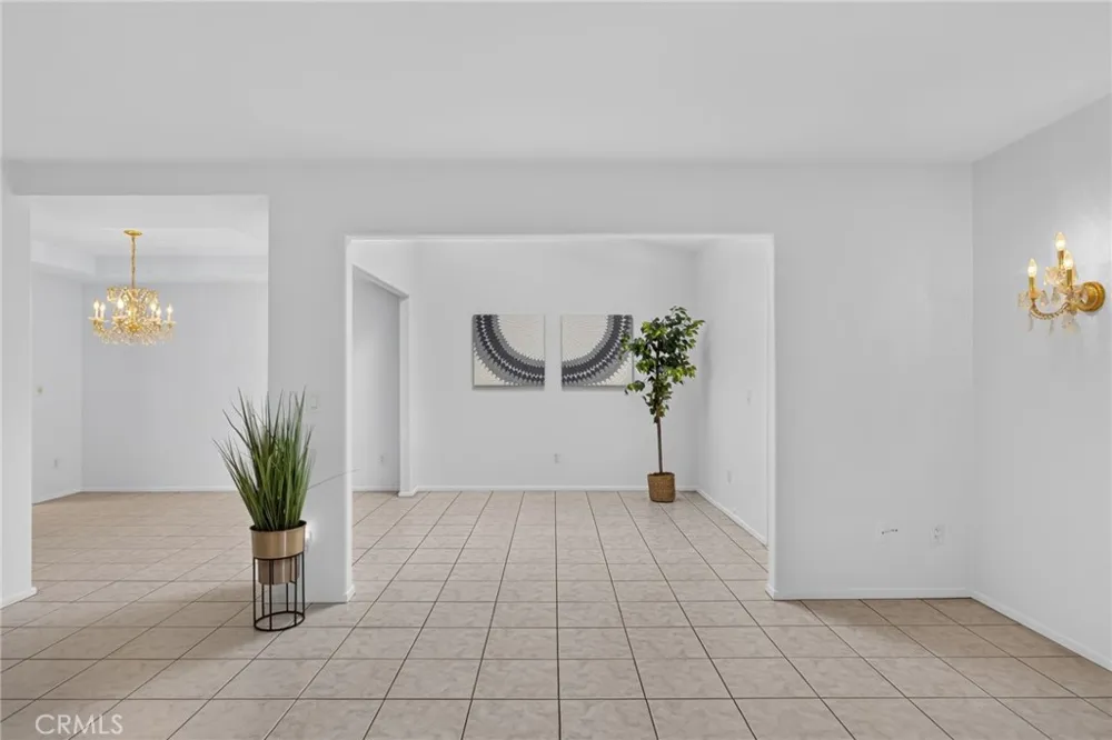 5 Tiger Irvine, CA 92604