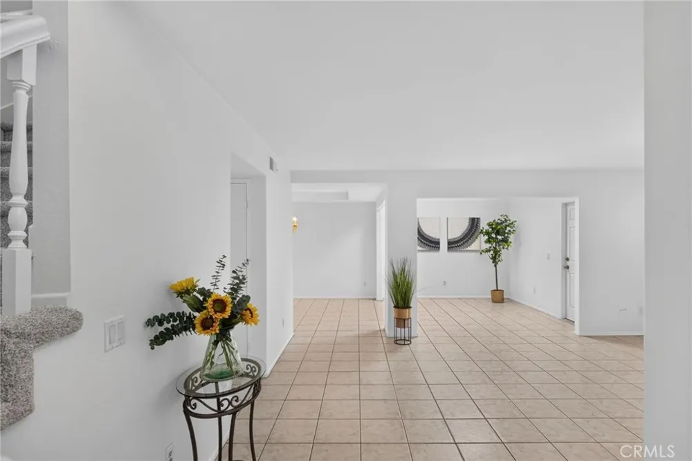 5 Tiger Irvine, CA 92604