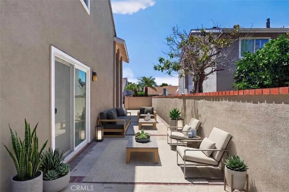 5 Tiger Irvine, CA 92604