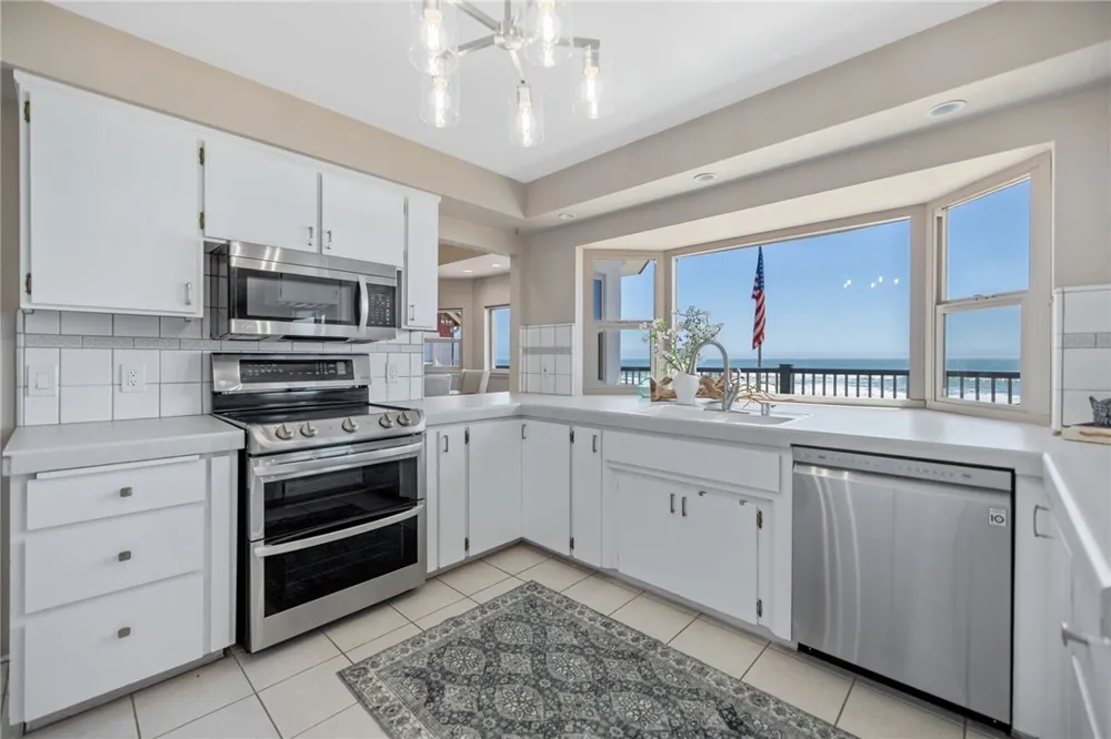 534 Pacific Cayucos, CA 93430