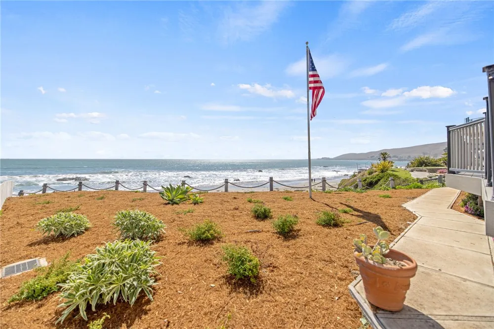 534 Pacific Cayucos, CA 93430