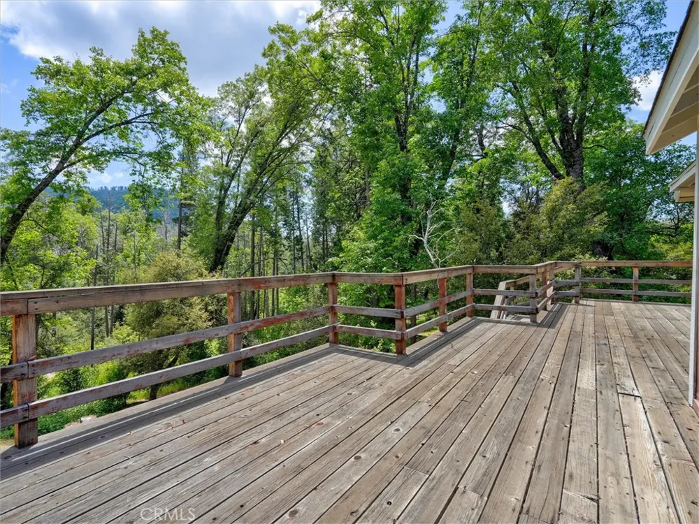 60036 Cascadel Dr S North Fork, CA 93643