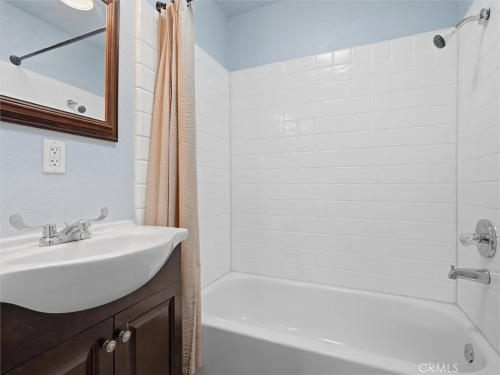 60036 Cascadel Dr S North Fork, CA 93643