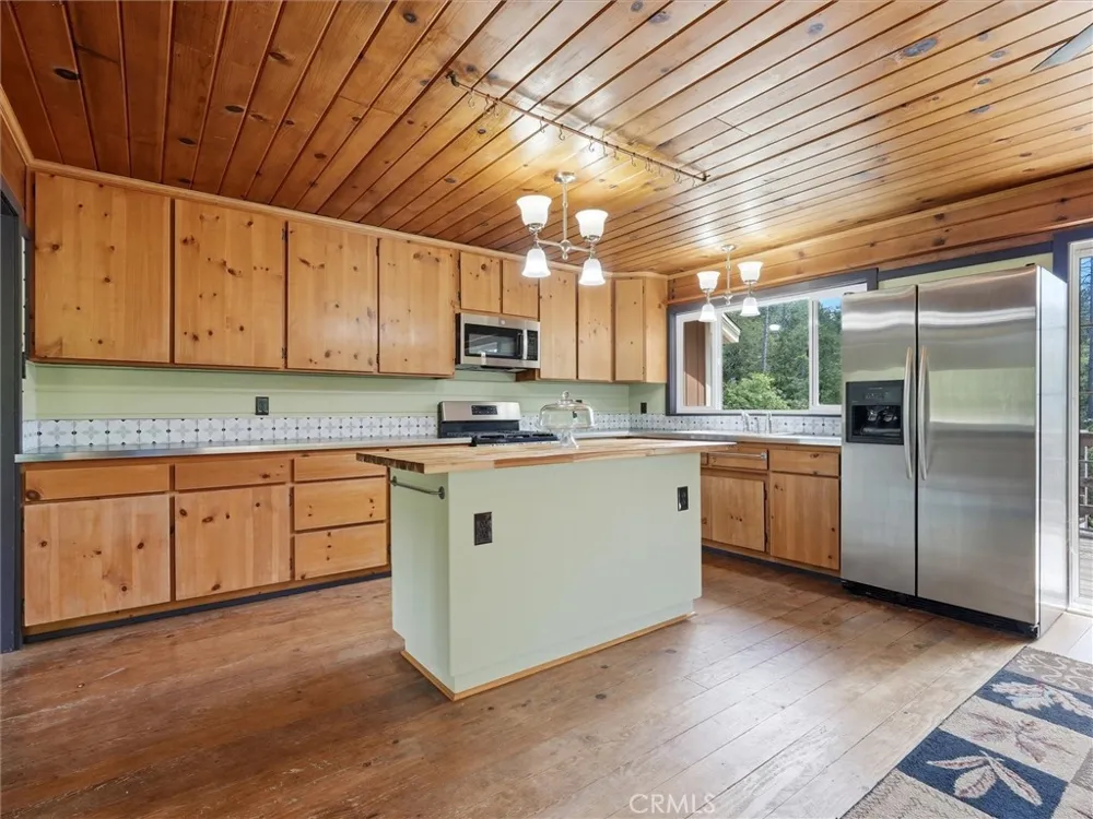 60036 Cascadel Dr S North Fork, CA 93643