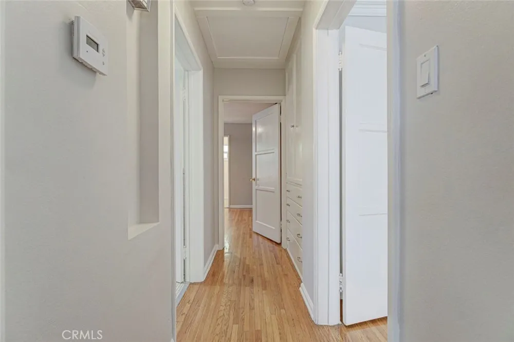 14546 Martha Sherman Oaks, CA 91411