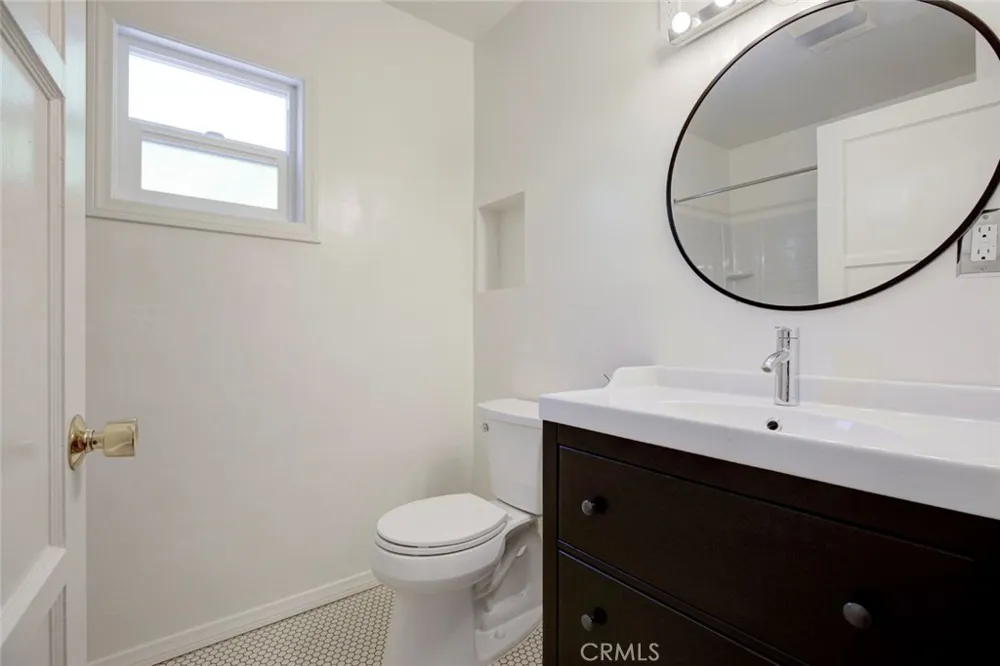 14546 Martha Sherman Oaks, CA 91411