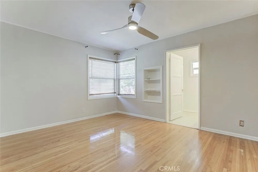 14546 Martha Sherman Oaks, CA 91411