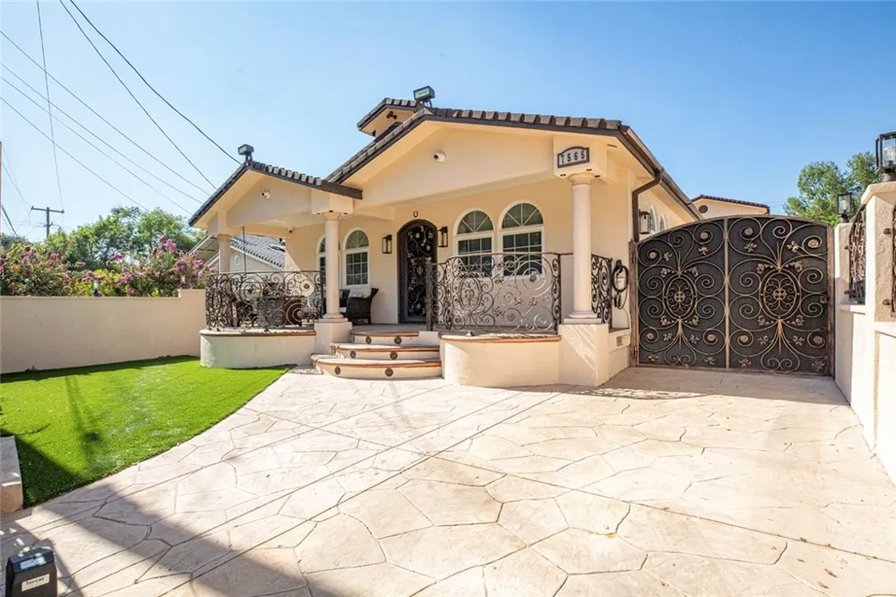 7565 Mcgroarty Street Tujunga, CA 91042