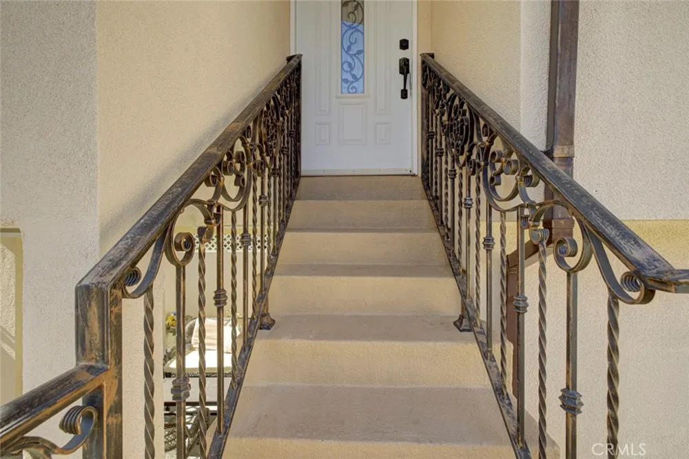 7565 Mcgroarty Street Tujunga, CA 91042