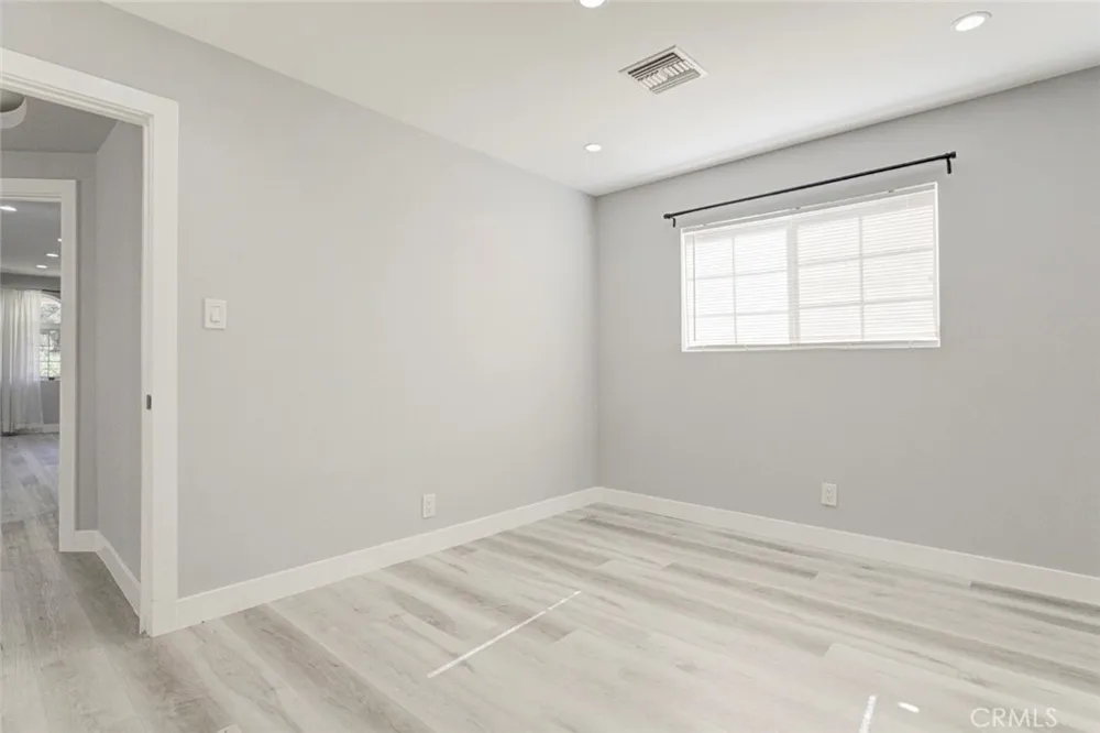 7565 Mcgroarty Street Tujunga, CA 91042