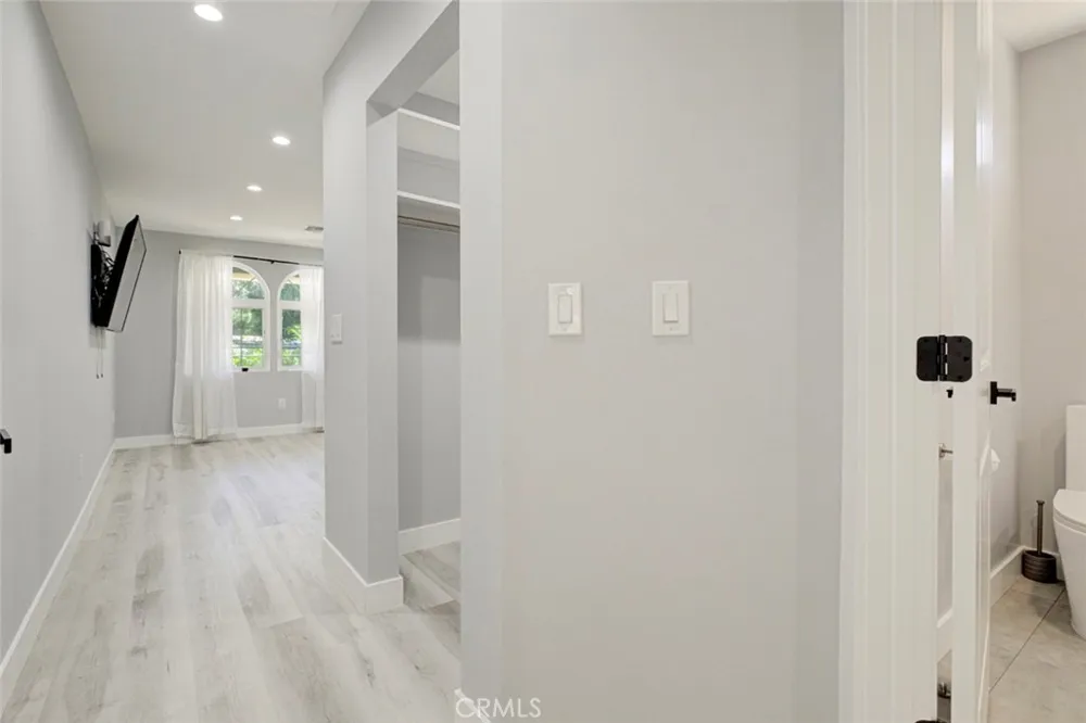 7565 Mcgroarty Street Tujunga, CA 91042