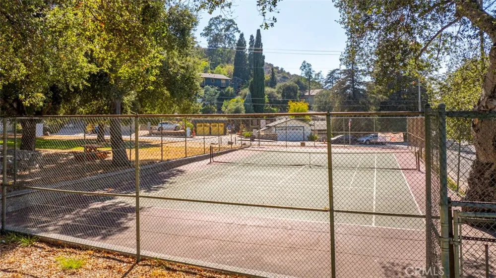 7565 Mcgroarty Street Tujunga, CA 91042
