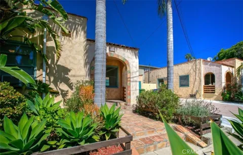 1349 Citrus