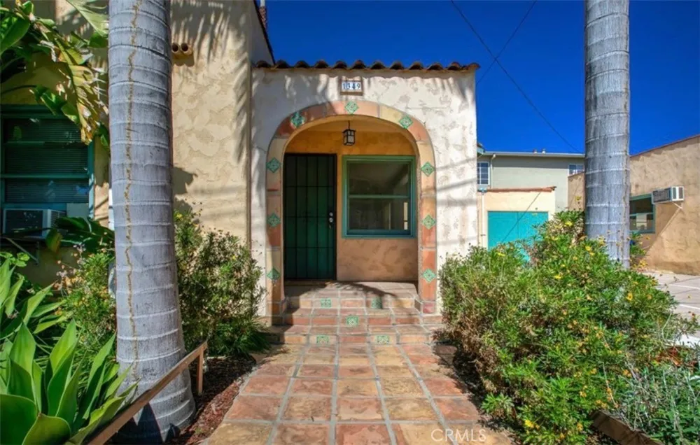 1349 Citrus Los Angeles, CA 90028