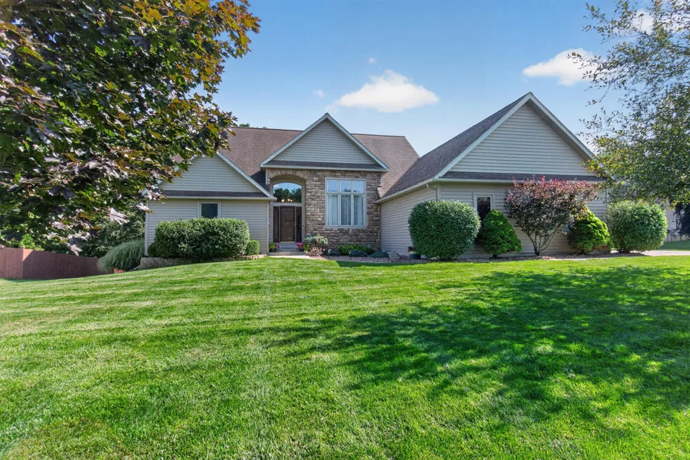 10237 Tims Lake Boulevard Grass Lake, MI 49240