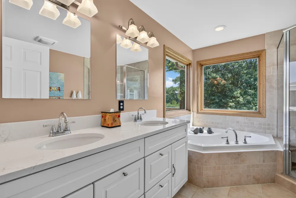 10237 Tims Lake Boulevard Grass Lake, MI 49240