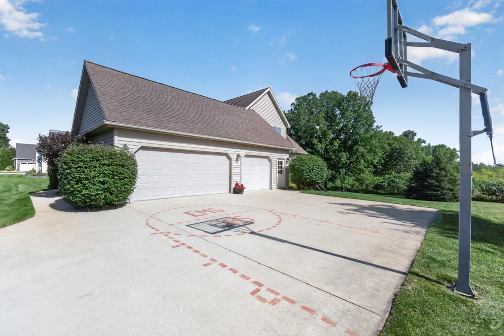 10237 Tims Lake Boulevard Grass Lake, MI 49240