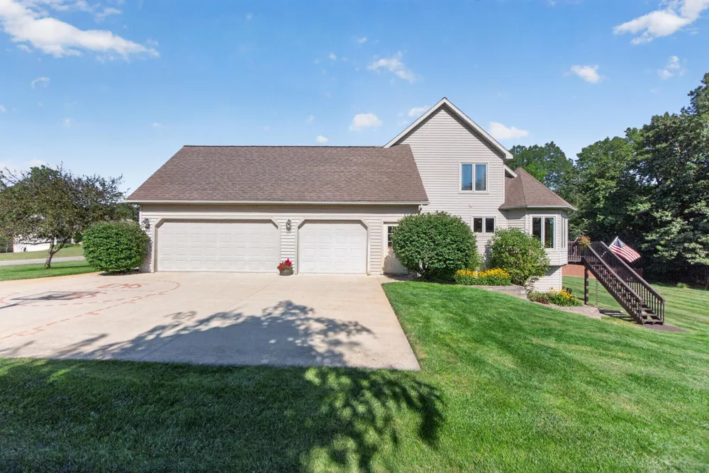 10237 Tims Lake Boulevard Grass Lake, MI 49240