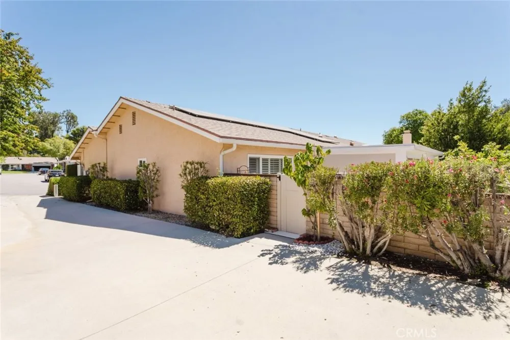 26483 Fairway Circle Newhall, CA 91321