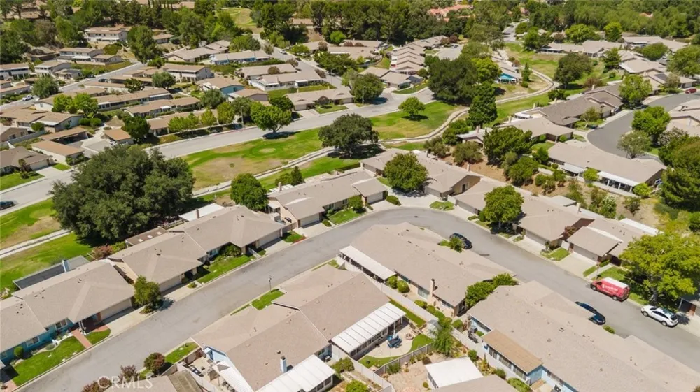 26483 Fairway Circle Newhall, CA 91321