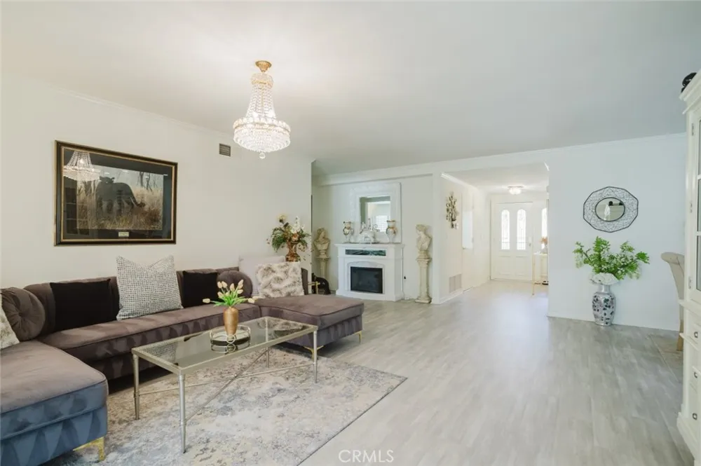 26483 Fairway Circle Newhall, CA 91321