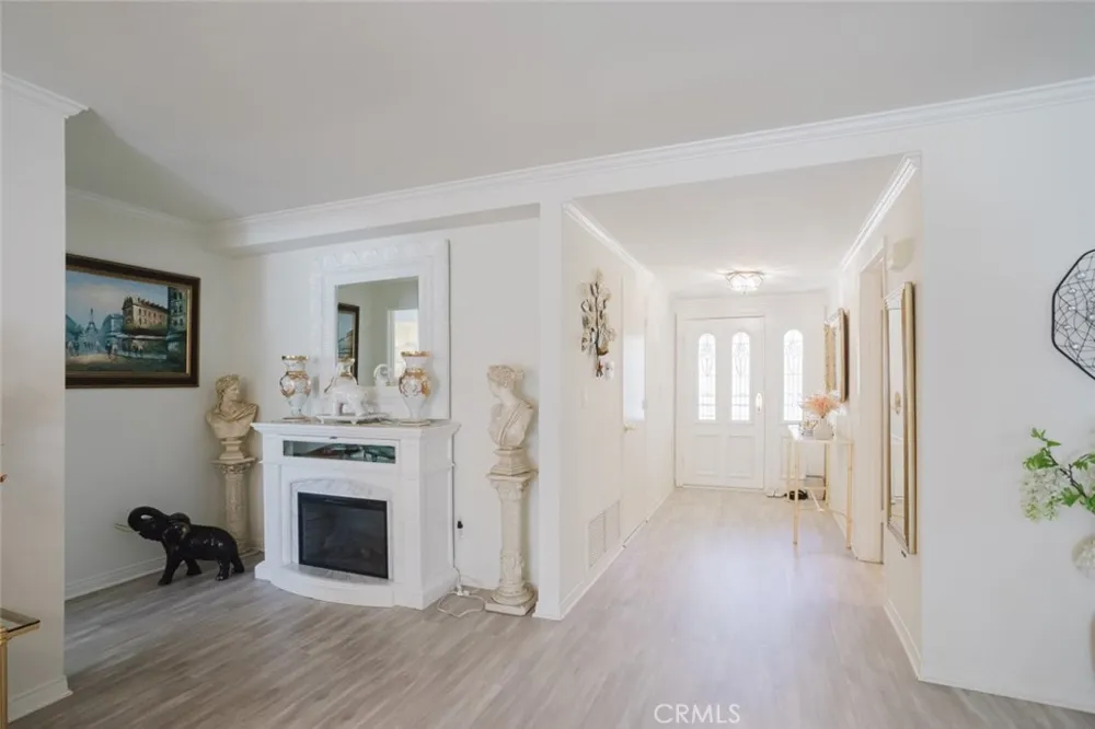26483 Fairway Circle Newhall, CA 91321