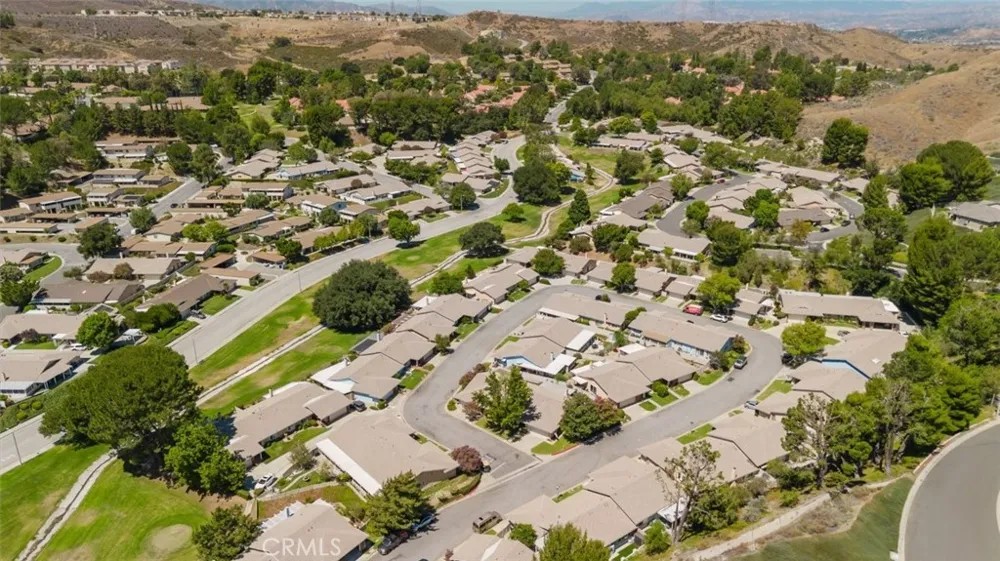 26483 Fairway Circle Newhall, CA 91321
