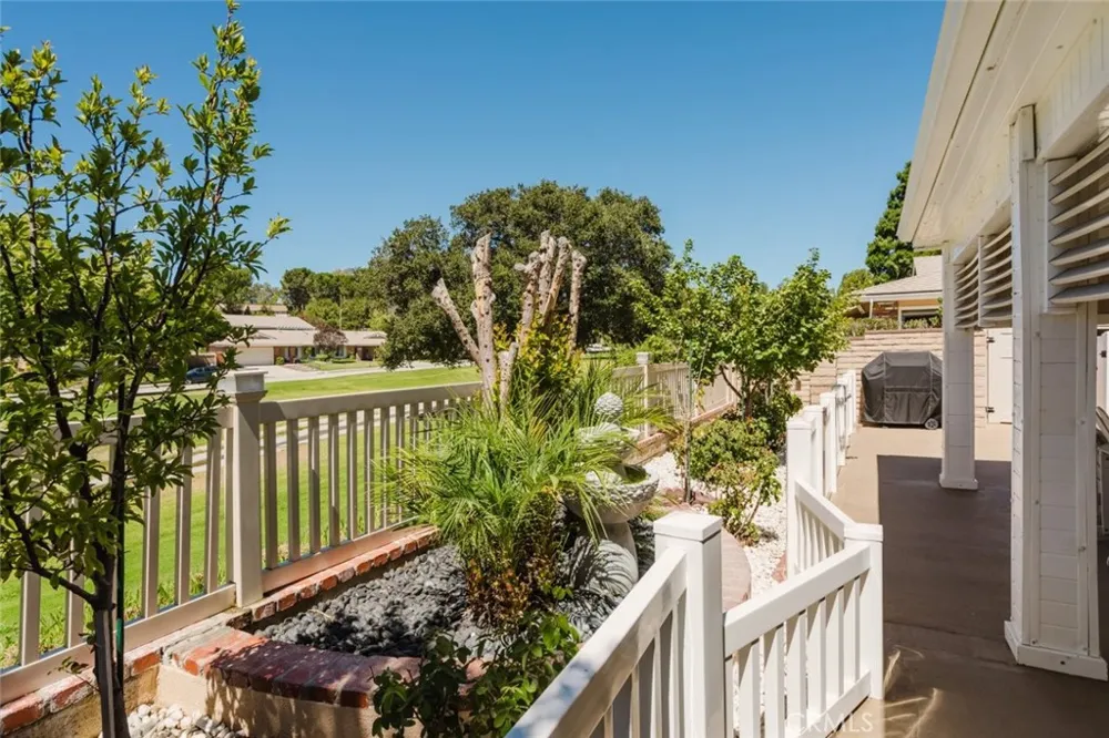 26483 Fairway Circle Newhall, CA 91321