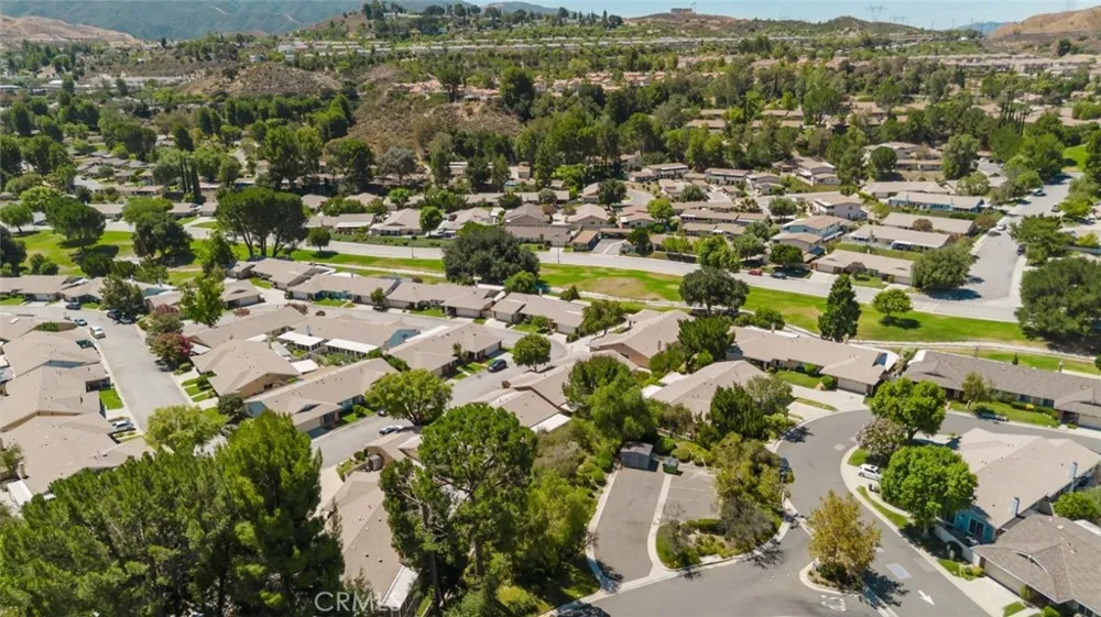 26483 Fairway Circle Newhall, CA 91321
