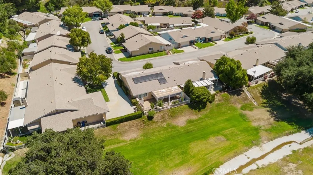 26483 Fairway Circle Newhall, CA 91321