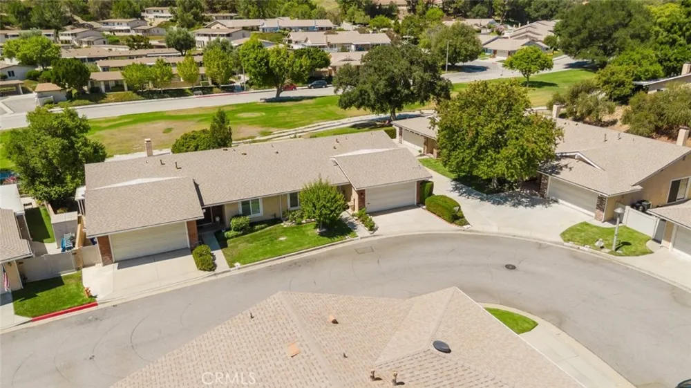 26483 Fairway Circle Newhall, CA 91321