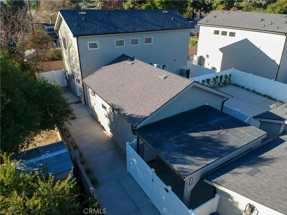 10419 Amigo Avenue #1/2 Porter Ranch, CA 91326