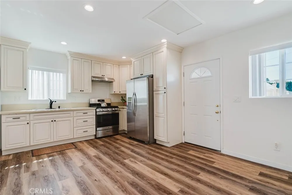 2027 Bonita Avenue Burbank, CA 91504