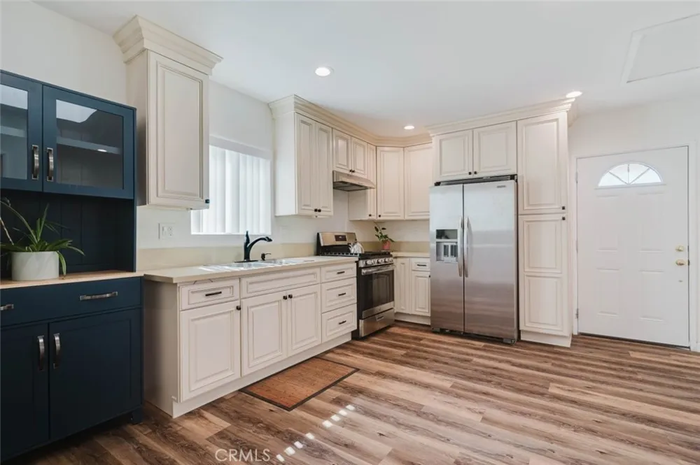 2027 Bonita Avenue Burbank, CA 91504