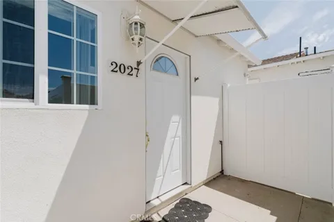 2027 Bonita Avenue