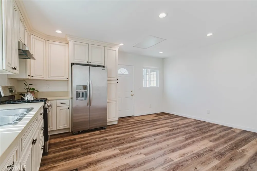 2027 Bonita Avenue Burbank, CA 91504