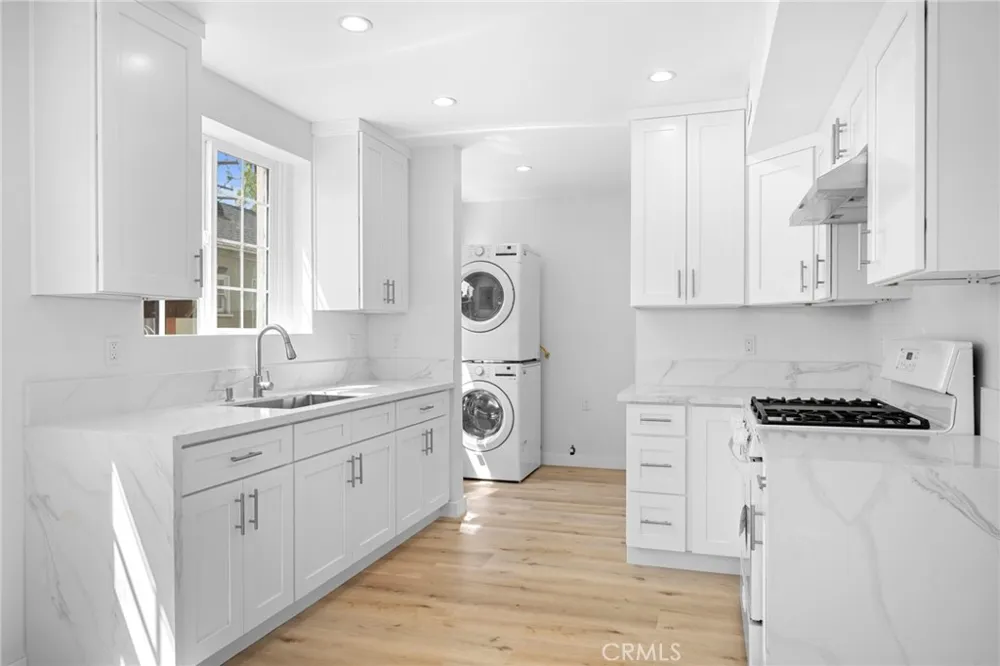 1101 Norton Avenue #A Glendale, CA 91202
