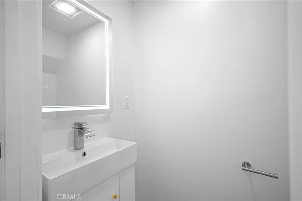 1101 Norton Avenue #A Glendale, CA 91202