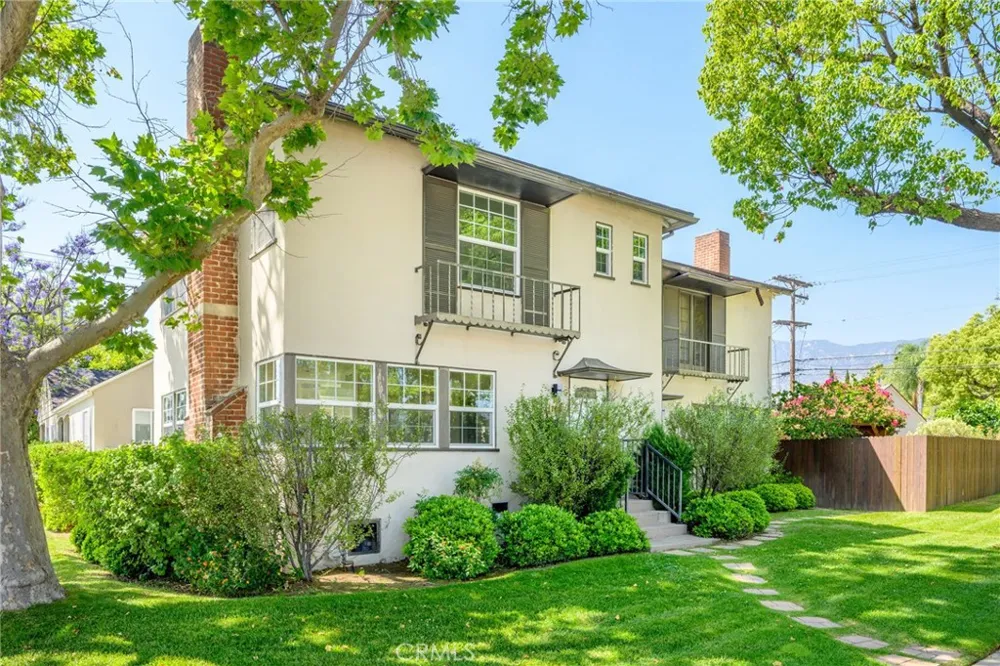 1101 Norton Avenue #A Glendale, CA 91202