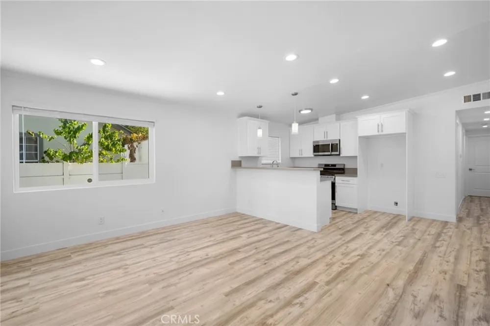 309 Sinclair Glendale, CA 91206
