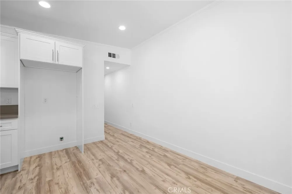 309 Sinclair Glendale, CA 91206