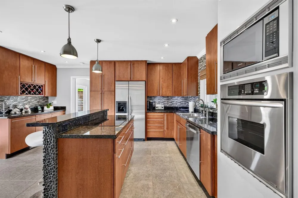 1948 NE 7TH TERRACE Wilton Manors, FL 33305