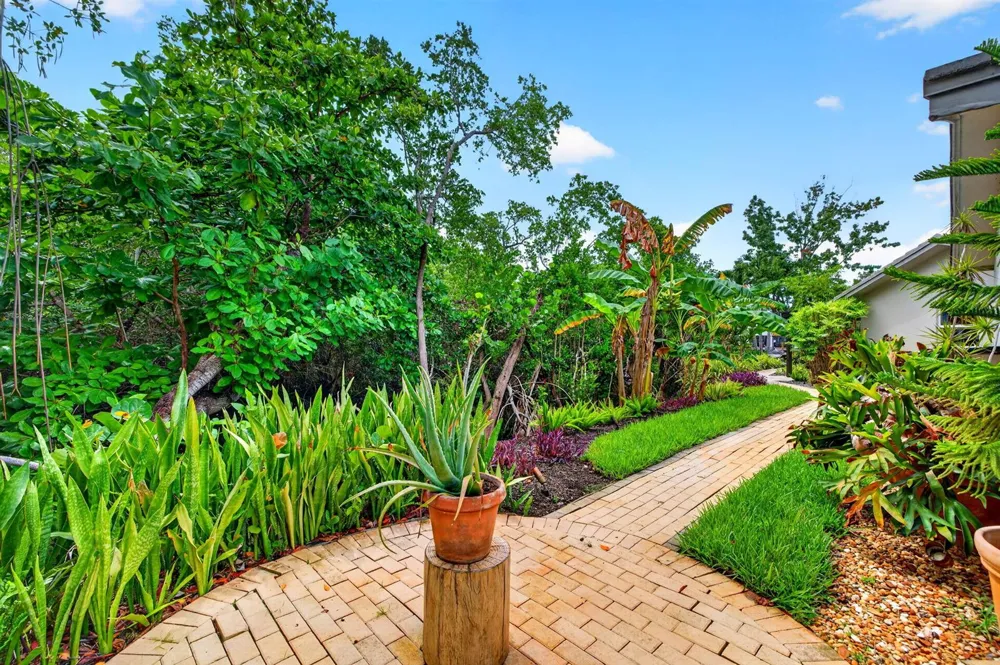 1948 NE 7TH TERRACE Wilton Manors, FL 33305