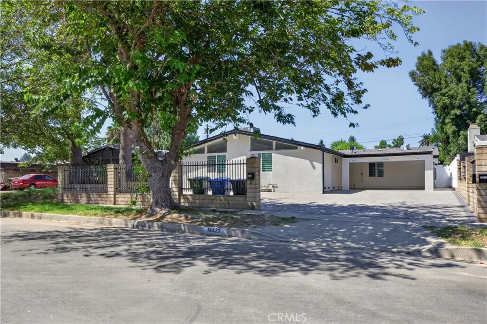 16425 Clymer Street Granada Hills, CA 91344