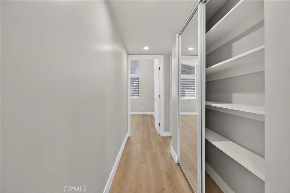 16427 Clymer Street Granada Hills, CA 91344