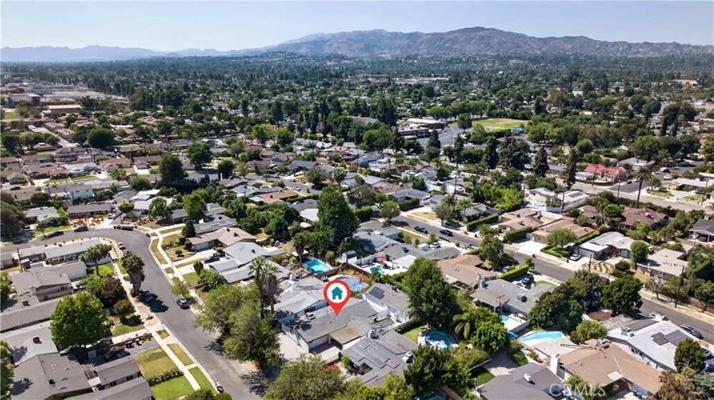 16427 Clymer Street Granada Hills, CA 91344