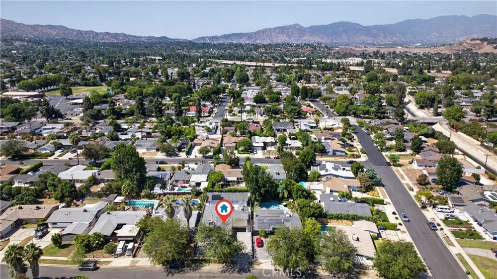 16427 Clymer Street Granada Hills, CA 91344