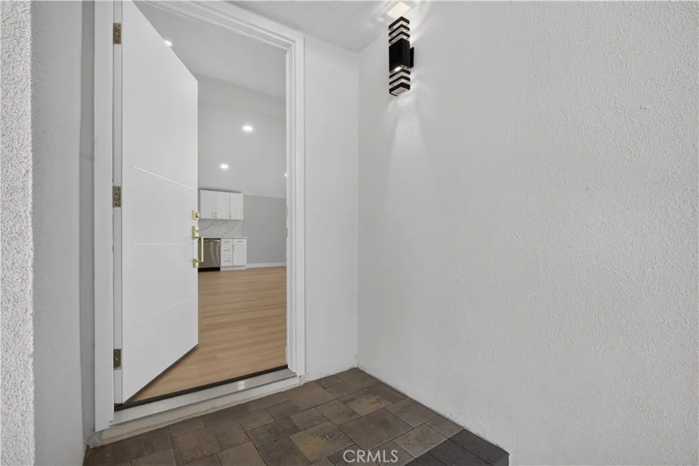 16427 Clymer Street Granada Hills, CA 91344