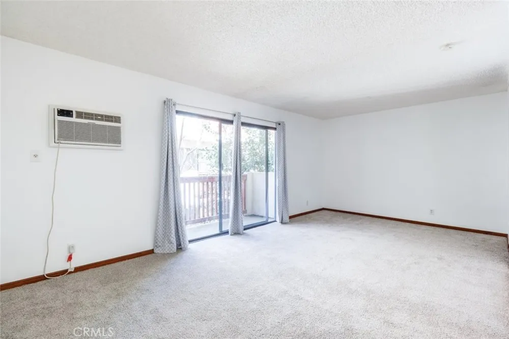 20234 Cantara Street #231 Winnetka, CA 91306