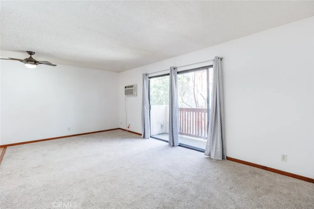 20234 Cantara Street #231 Winnetka, CA 91306